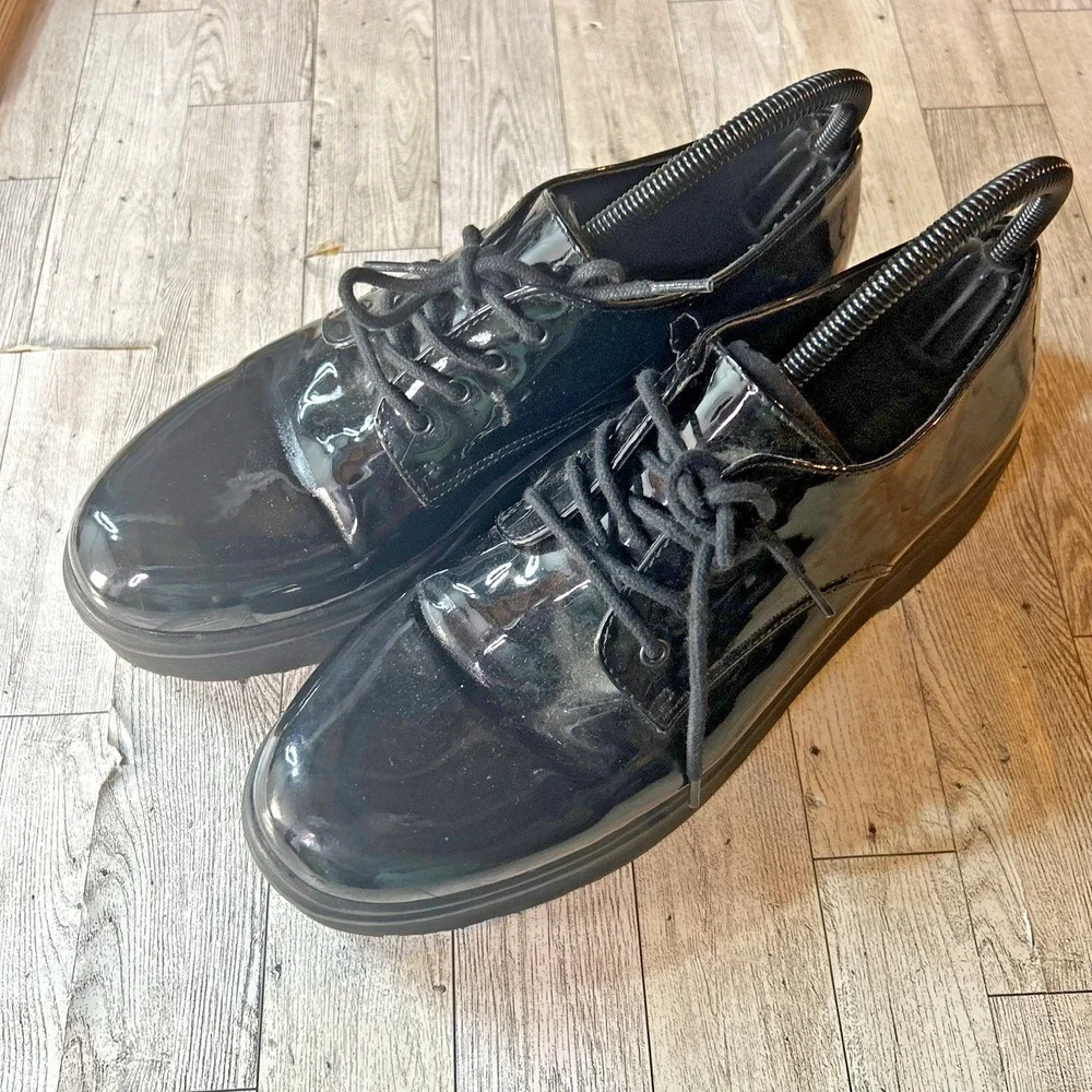 Forever 21 Black Patent Platform‎ Oxford Shoes Lug Sole Chunky Women's 10